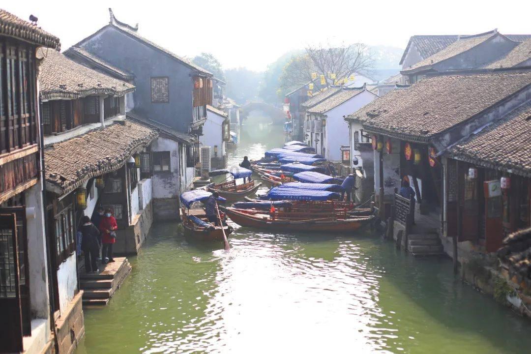 黄色小人推箱子